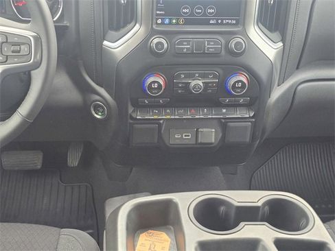 Used 2022 Chevrolet Silverado 1500 LT w/ Safety Package image 17