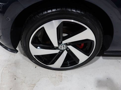 Used 2019 Volkswagen GTI Autobahn FWD image 37