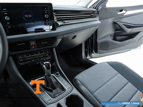 Used 2025 Volkswagen Jetta SE w/ Sunroof Package FWD image 60