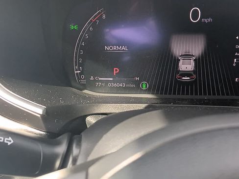 Used 2024 Acura MDX SH-AWD w/ Technology Package image 28