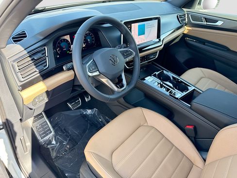 New 2026 Volkswagen Atlas Cross Sport SEL R-Line image 26