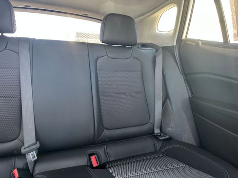 Used 2025 Chevrolet Trax LT image 36