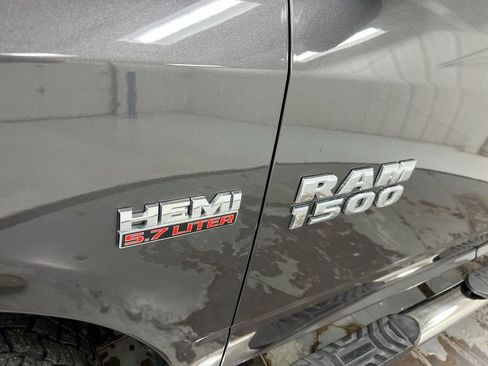 Used 2018 RAM 1500 Express w/ Express Value Package AWD/4WD image 25