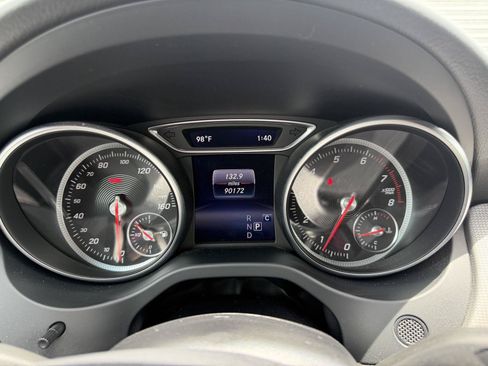Used 2019 Mercedes-Benz GLA 250 image 9