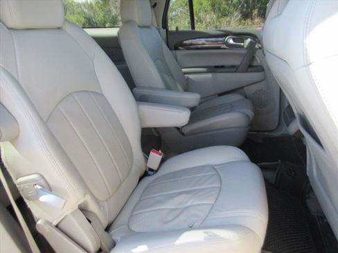 Used 2017 Buick Enclave Leather image 29