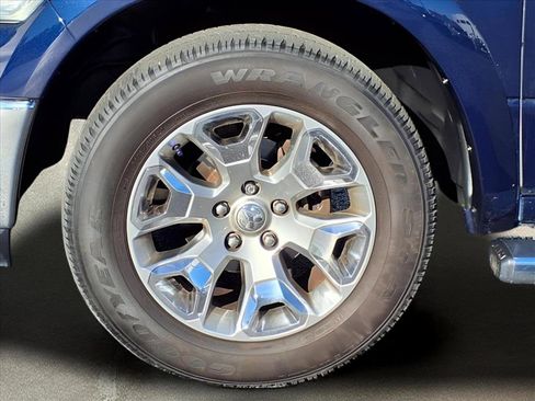 Used 2016 RAM 1500 Limited image 10