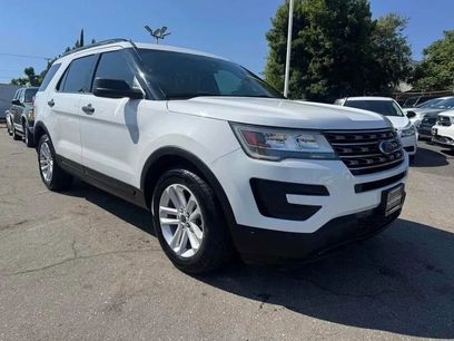 Used 2017 Ford Explorer FWD