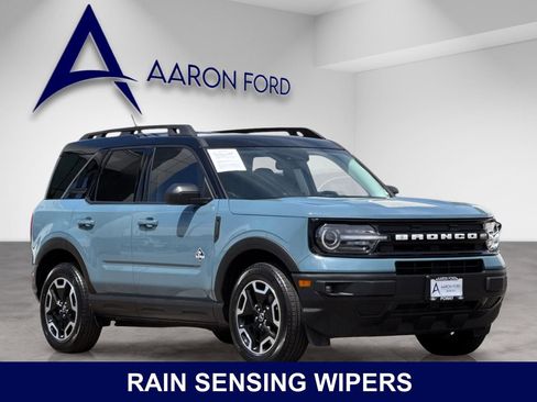 Used 2022 Ford Bronco Sport Outer Banks w/ Tech Package AWD/4WD image 8