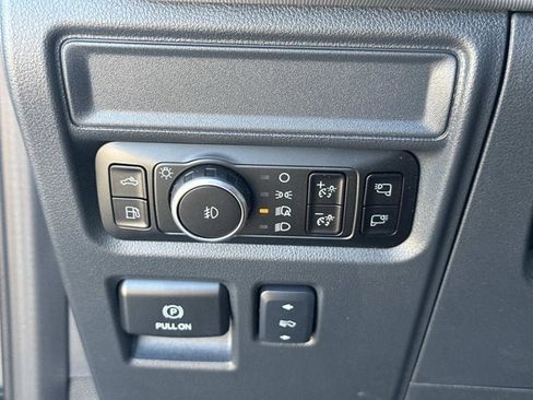 New 2025 Ford F150 Lariat w/ Equipment Group 501A Mid image 14