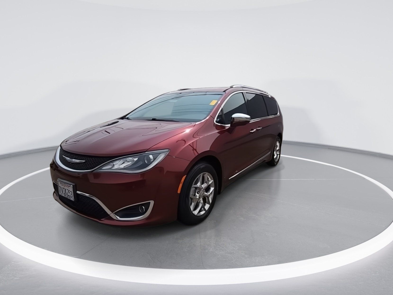 Certified 2017 Chrysler Pacifica Limited FWD image 4