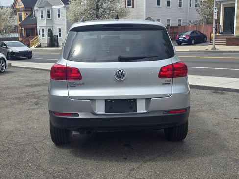 Used 2018 Volkswagen Tiguan Limited w/ Premium Package AWD/4WD image 5