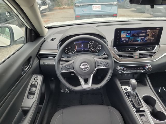 New 2026 Nissan Altima 2.5 SV w/ SV Special Edition Package AWD/4WD image 8