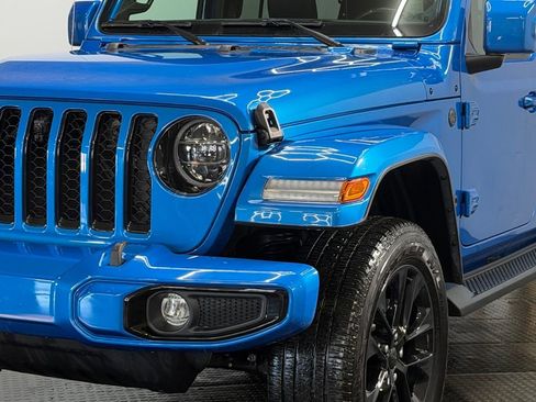 Used 2022 Jeep Wrangler Unlimited Sahara image 12