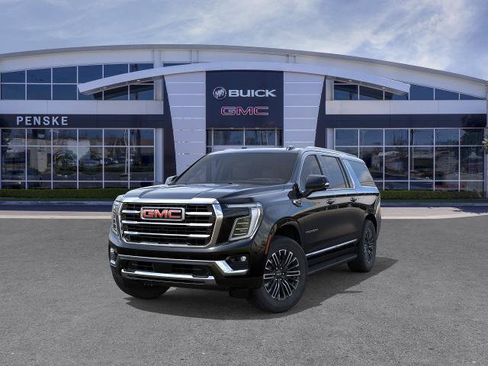New 2026 GMC Yukon XL Elevation RWD image 8