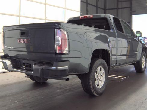 Used 2015 GMC Canyon W/T RWD image 4