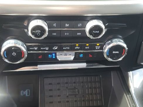 Certified 2023 Ford F150 Lariat w/ Equipment Group 502A High image 23