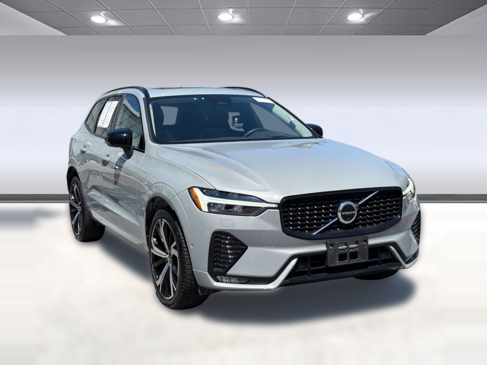 Certified 2024 Volvo XC60 B5 Ultimate w/ Climate Package AWD/4WD image 7