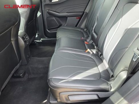 New 2025 Ford Escape Platinum w/ Premium Technology Package image 28