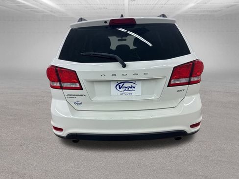 Used 2014 Dodge Journey SXT w/ Flexible Seating Group image 11