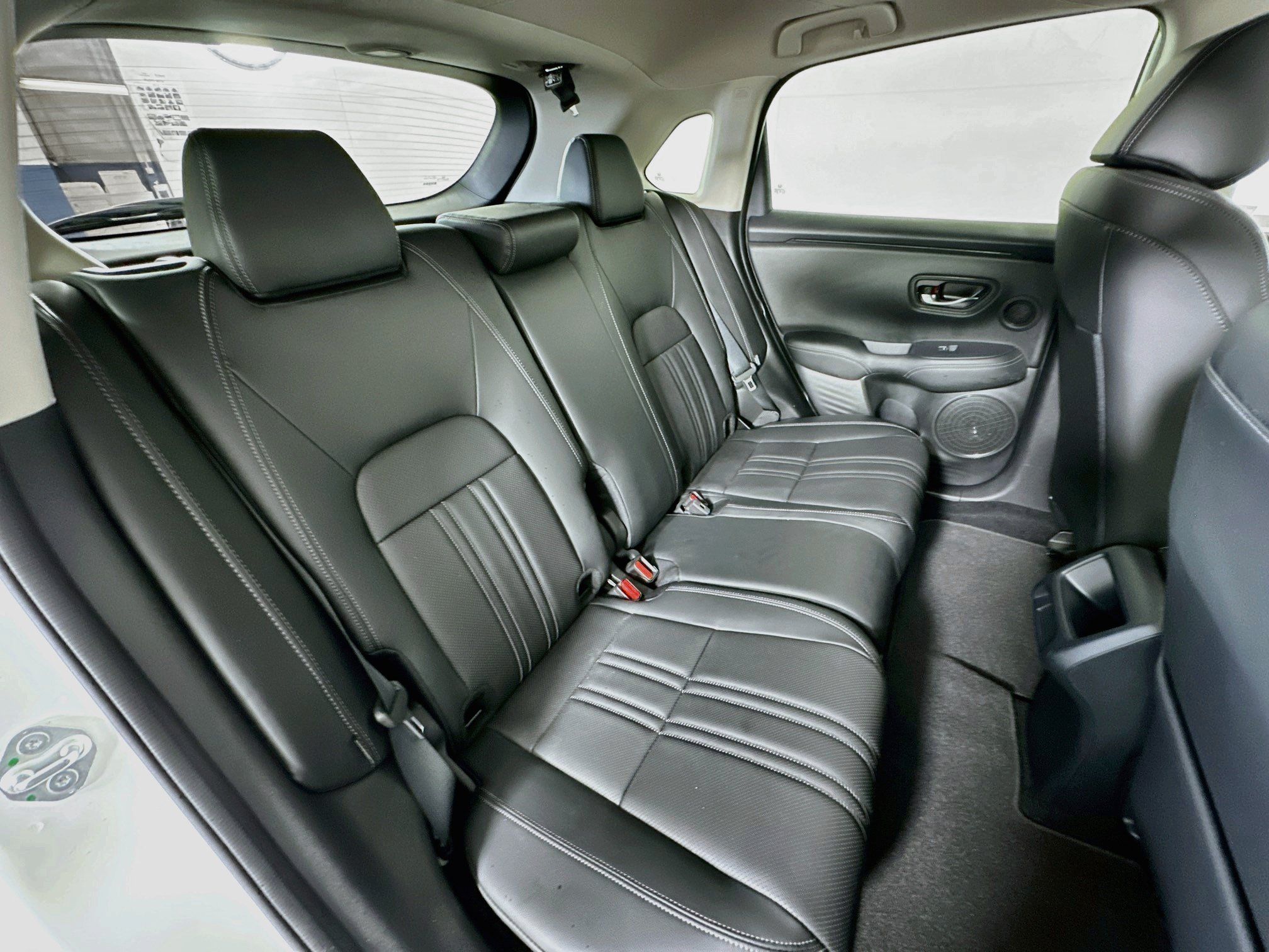 Used 2024 Honda HR-V EX-L image 25