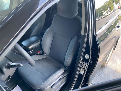 Used 2017 Kia Sorento LX image 14