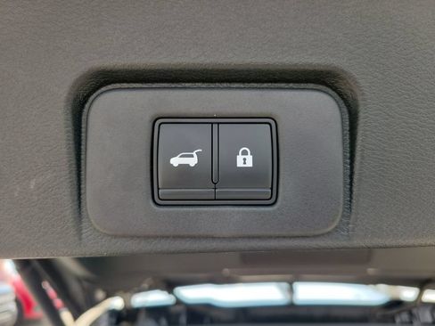 Used 2021 Nissan Rogue SL AWD/4WD image 9