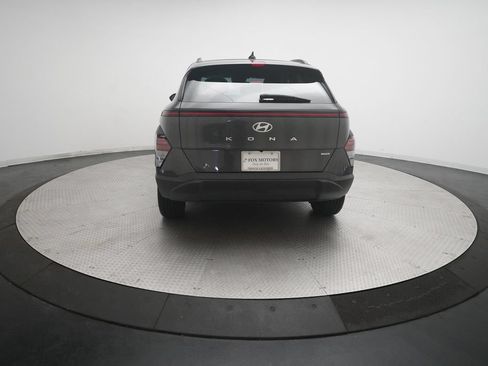 Used 2025 Hyundai Kona SEL AWD/4WD image 25