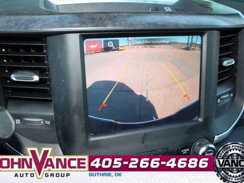 Used 2024 RAM 3500 Big Horn image 35