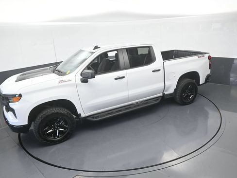 Used 2024 Chevrolet Silverado 1500 Custom Trail Boss AWD/4WD image 52