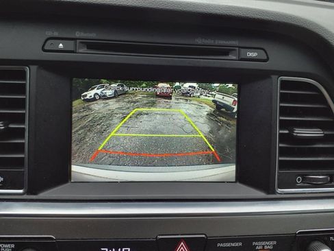 Used 2016 Hyundai Sonata SE image 15