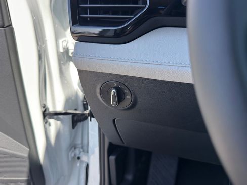 New 2026 Volkswagen Taos S image 17