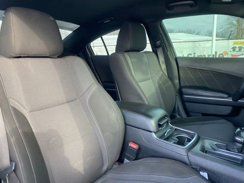 Used 2018 Dodge Charger GT image 16