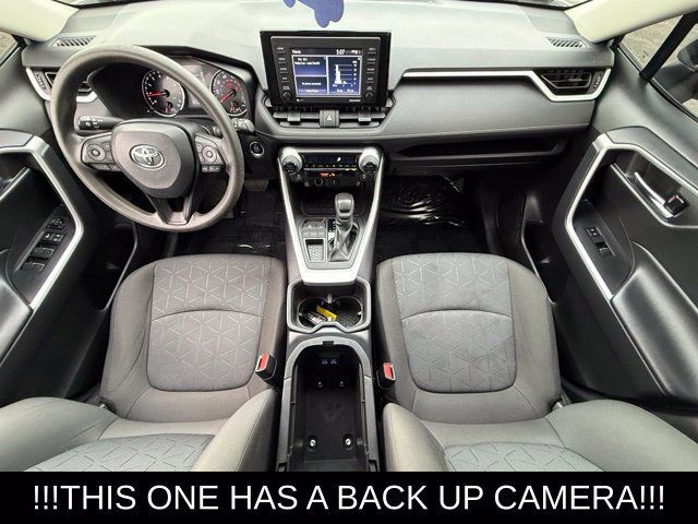 Used 2022 Toyota RAV4 XLE FWD image 18