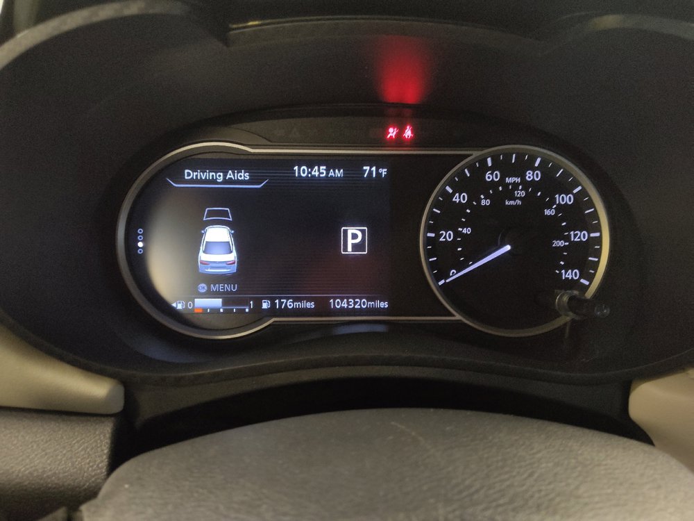 Used 2020 Nissan Versa SV FWD image 23