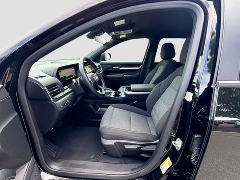 Used 2025 GMC Terrain Elevation AWD/4WD image 31