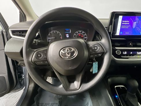Used 2024 Toyota Corolla LE FWD image 18