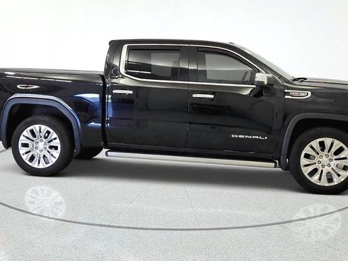Used 2019 GMC Sierra 1500 Denali w/ Denali Ultimate Package AWD/4WD image 10