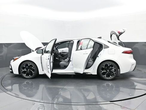 Used 2025 Toyota Corolla FX w/ Convenience Package FWD image 31