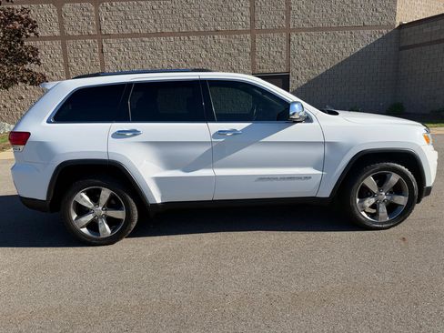 Used 2014 Jeep Grand Cherokee Limited AWD/4WD image 4