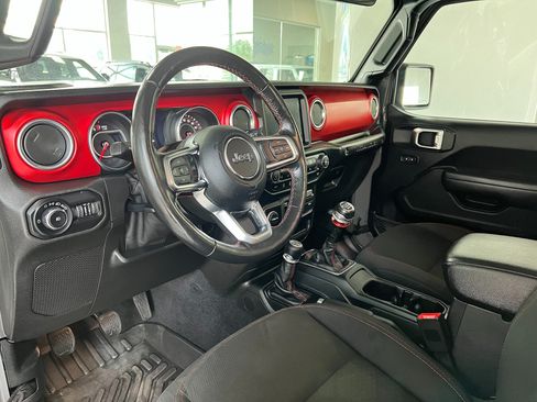 Used 2020 Jeep Wrangler Rubicon w/ Uconnect 4C Nav & Sound Group AWD/4WD image 9