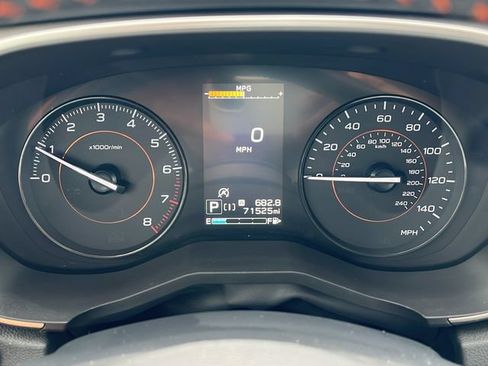 Used 2020 Subaru Crosstrek 2.0i Premium w/ Moonroof Package 1 AWD/4WD image 26