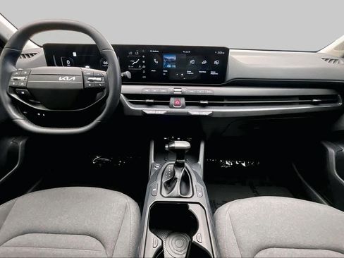 Used 2025 Kia K4 EX FWD image 14