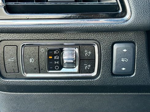 Used 2024 Lincoln Navigator Reserve w/ Equipment Group 201A image 11