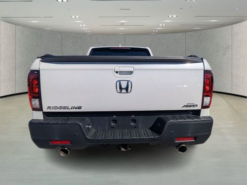 Used 2023 Honda Ridgeline RTL-E image 4