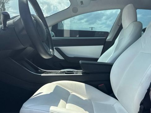 Used 2019 Tesla Model 3 Performance AWD/4WD image 16