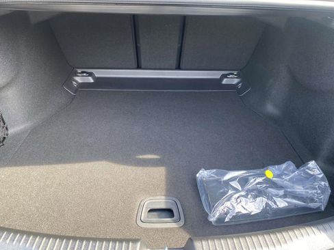 Used 2022 Mercedes-Benz C 300 Sedan image 10