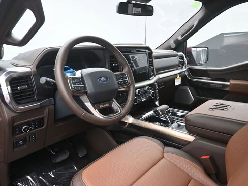New 2025 Ford F150 King Ranch w/ FX4 Off-Road Package image 19