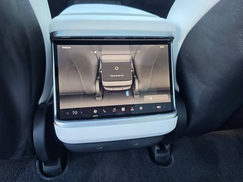 Used 2024 Tesla Model S AWD/4WD image 38