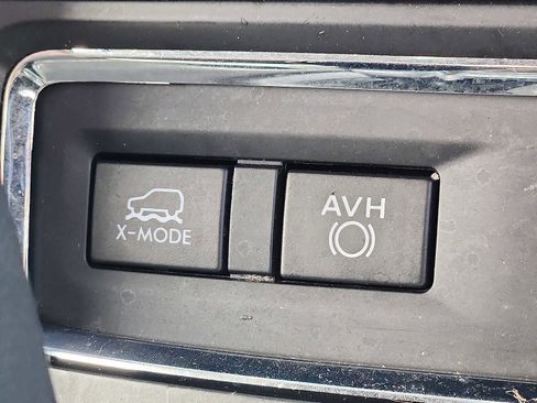 Used 2022 Subaru Ascent Limited w/ Technology Package image 25