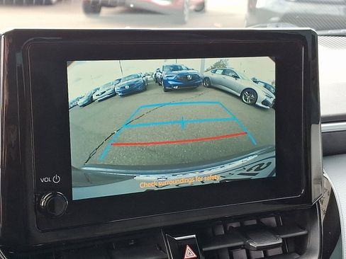 Used 2024 Toyota Corolla SE image 17